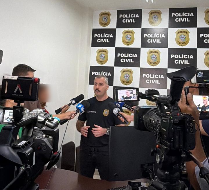 <p><strong>Casal é preso pela Polícia Civil por homicídio de advogado em Guarapari</strong></p> <p><strong>Casal é preso pela Polícia Civil por homicídio de advogado em Guarapari</strong></p>