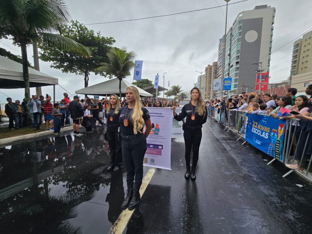 Polícia Civil participa de desfile cívico em homenagem aos 491 anos de Vila Velha Polícia Civil participa de desfile cívico em homenagem aos 491 anos de Vila Velha