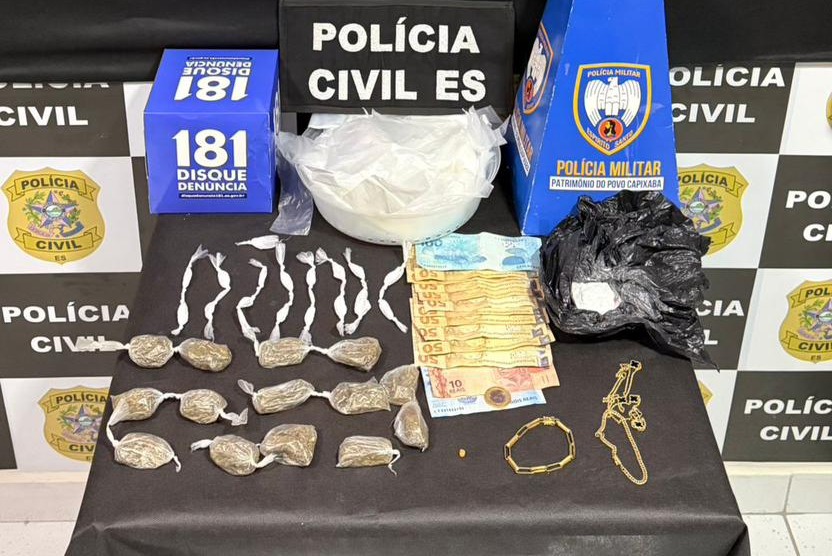 Polícia Civil e Militar apreendem drogas e prendem suspeitos em Ponto Belo Polícia Civil e Militar apreendem drogas e prendem suspeitos em Ponto Belo