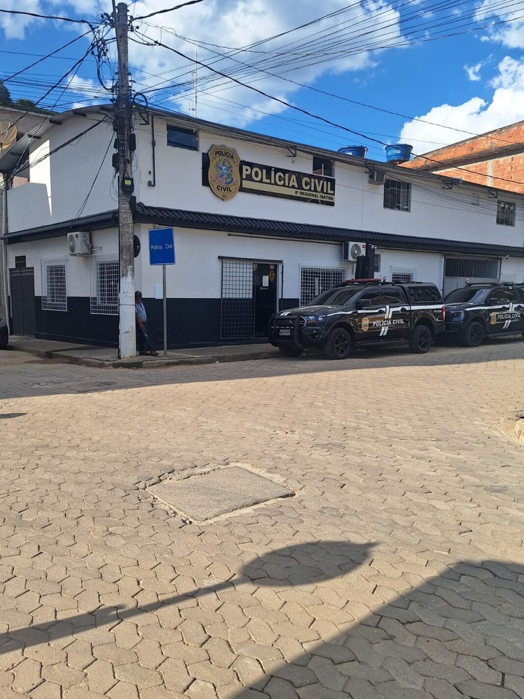 Polícia Civil prende homem por tentativa de feminicídio em Ibatiba, ES Polícia Civil prende homem por tentativa de feminicídio em Ibatiba, ES