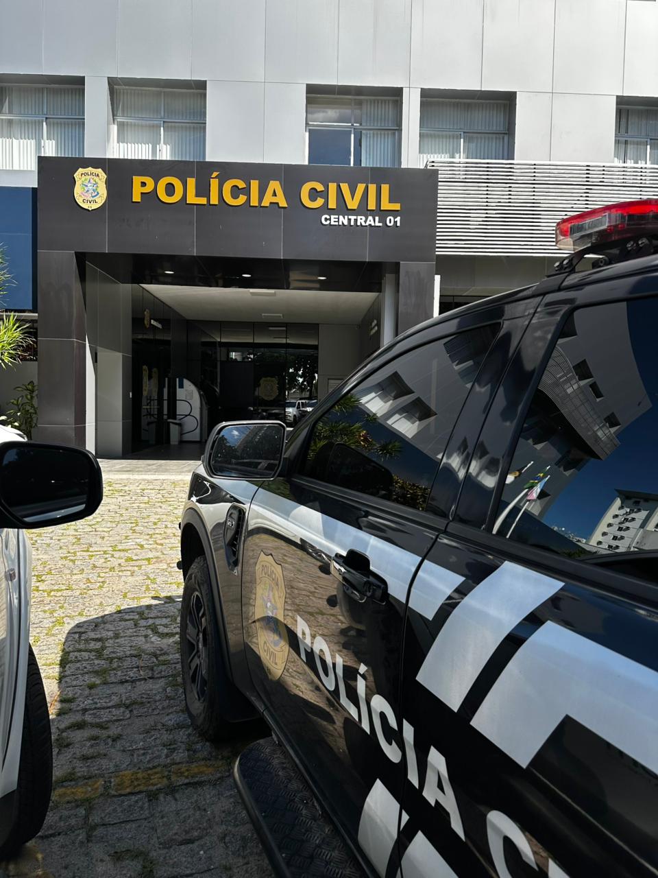 <p><strong>Polícia Civil prende homem investigado por atropelamento fatal em Cariacica</strong></p> <p><strong>Polícia Civil prende homem investigado por atropelamento fatal em Cariacica</strong></p>