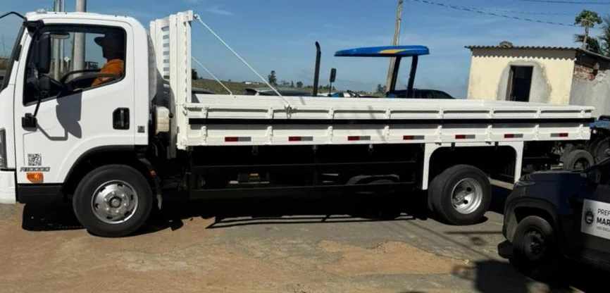 Agricultores familiares de Boa Vista recebem caminhão para ajudar na produção 