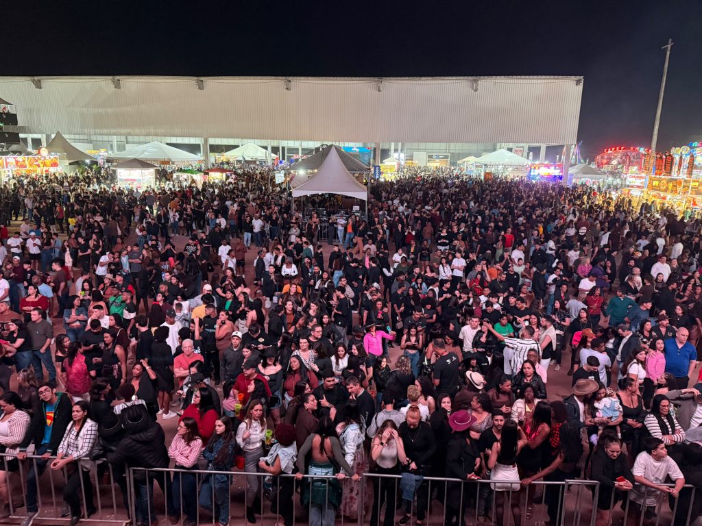 Com Michel Teló, Festa de Cachoeiro reúne 50 mil pessoas e entra para a história com público recorde - Prefeitura de Cachoeiro de Itapemirim
