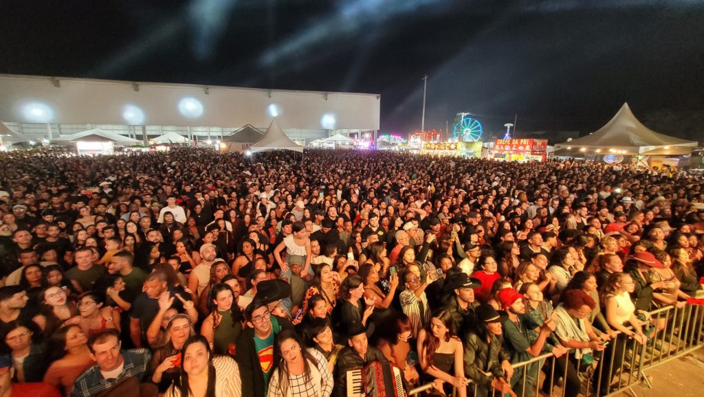 Festa de Cachoeiro 2026 encerra com grande público e clima de tranquilidade e segurança Festa de Cachoeiro 2026 entra para a história com público superior a 150 mil pessoas e sem ocorrências - Prefeitura de Cachoeiro de Itapemirim