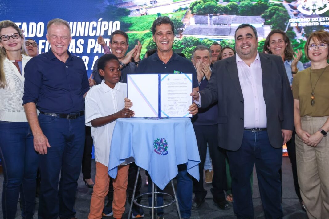Governo do ES investe R$ 24 milhões para fortalecer educação em Guarapari Governo do ES investe R$ 24 milhões para fortalecer educação em Guarapari