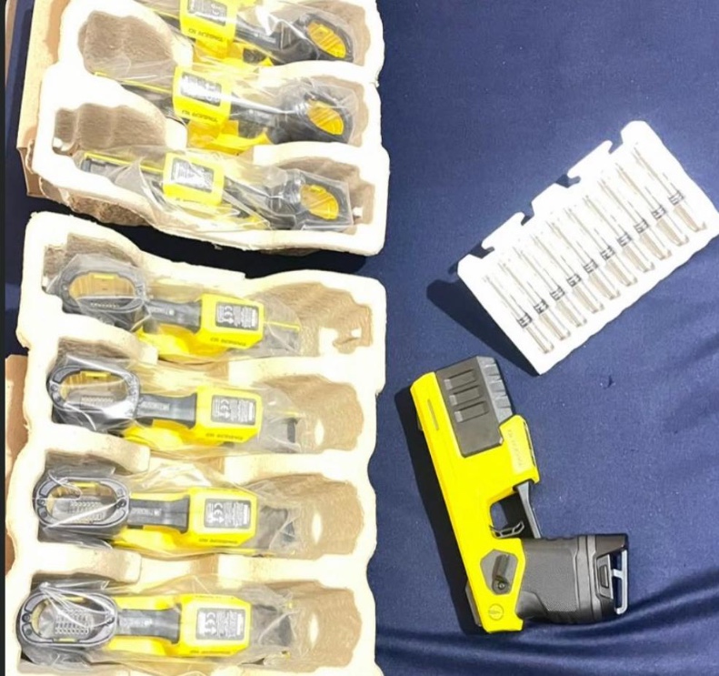 Guarda Municipal de Anchieta recebe 25 TASER 10 para reforço na segurança pública Notícia Guarda Municipal de Anchieta recebe 25 kits do TASER 10 e reforça atuação nas ruas - Prefeitura Municipal de Anchieta