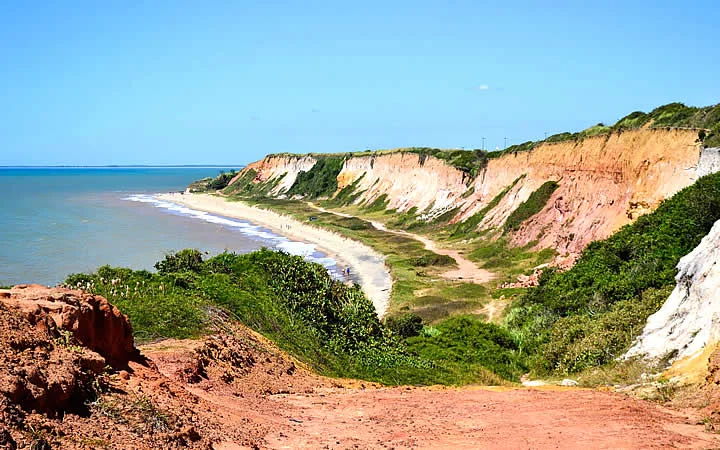 Prefeitura e Sebrae desenvolvem novos roteiros turísticos em Marataízes Prefeitura e Sebrae avançam no projeto de roteiros e experiências turísticas para Marataízes