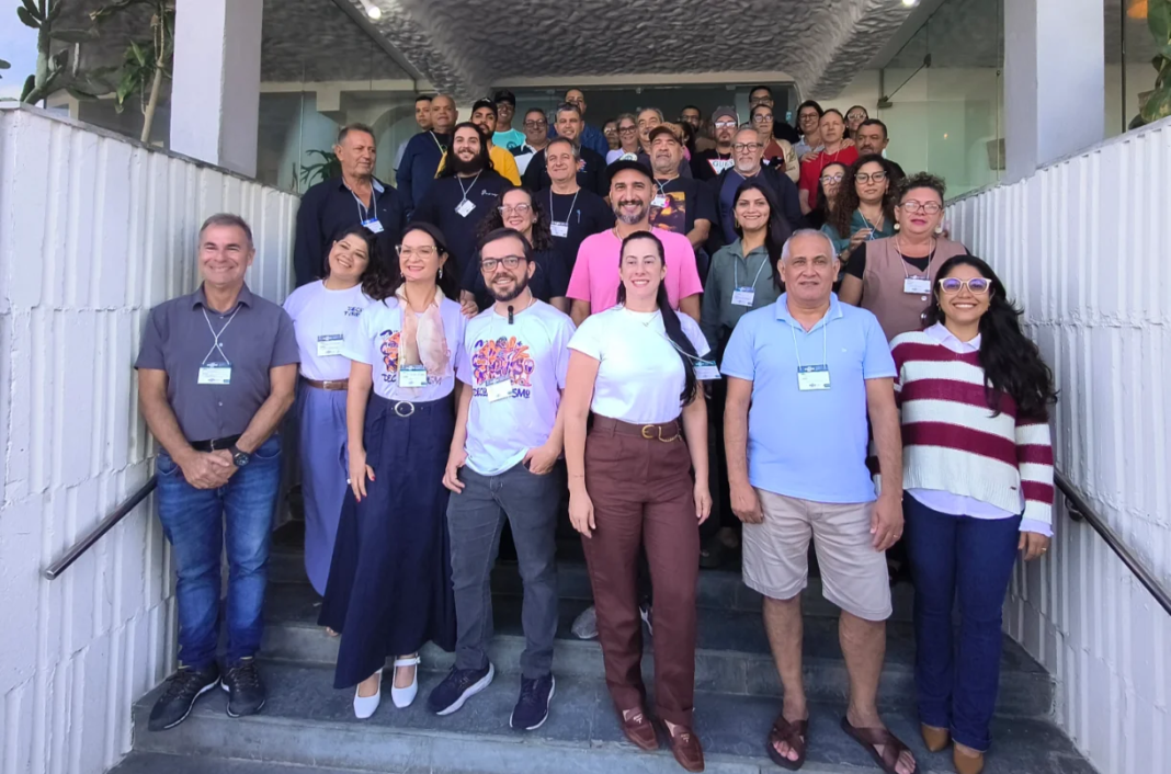 SEBRAE e PMM apresentam projeto de novos roteiros turísticos a empresários de Marataízes