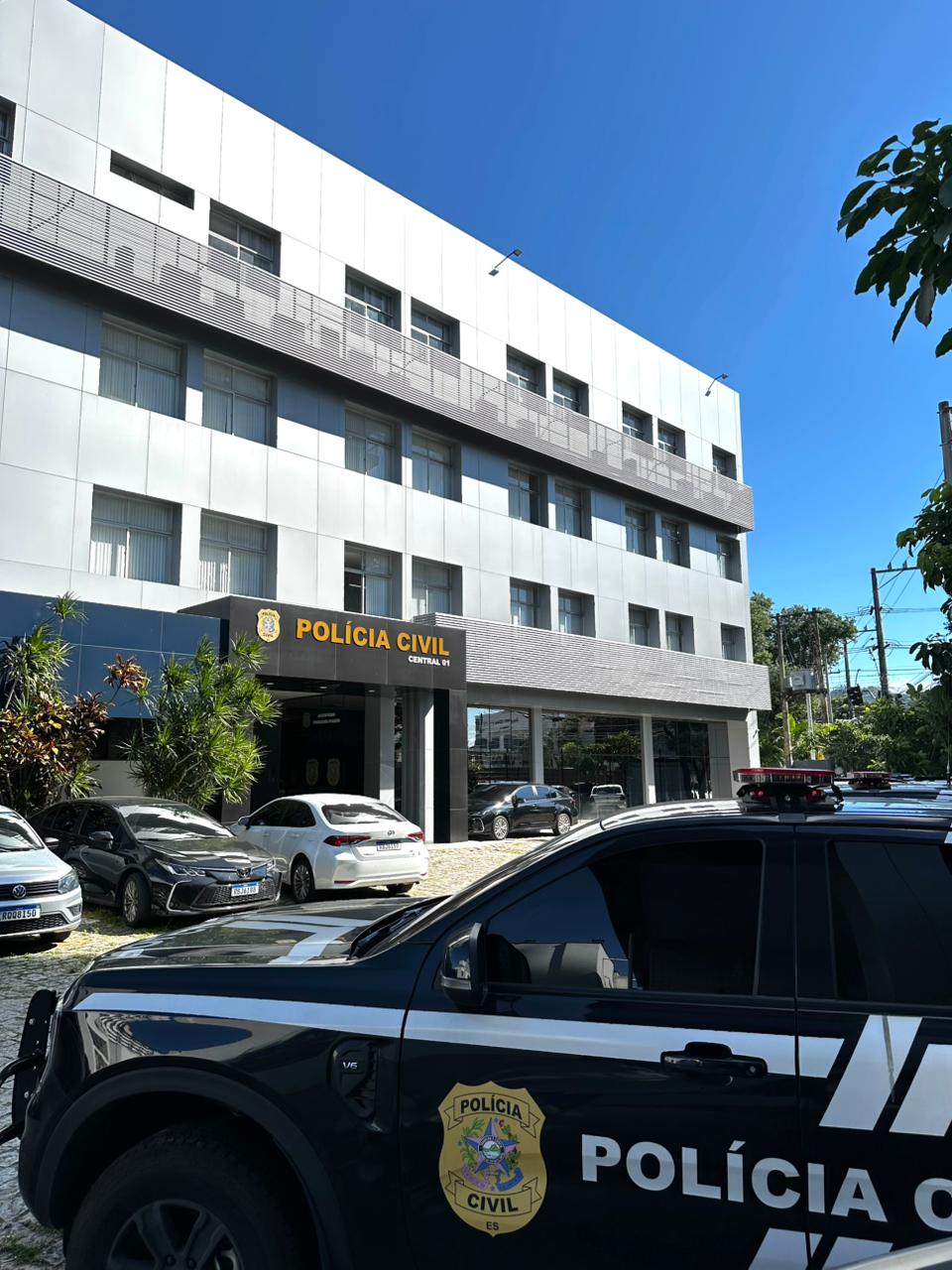 <p><strong>Homem é preso em Guriri por homicídio durante operação da Polícia Civil e Militar</strong></p> <p><strong>Homem é preso em Guriri por homicídio durante operação da Polícia Civil e Militar</strong></p>