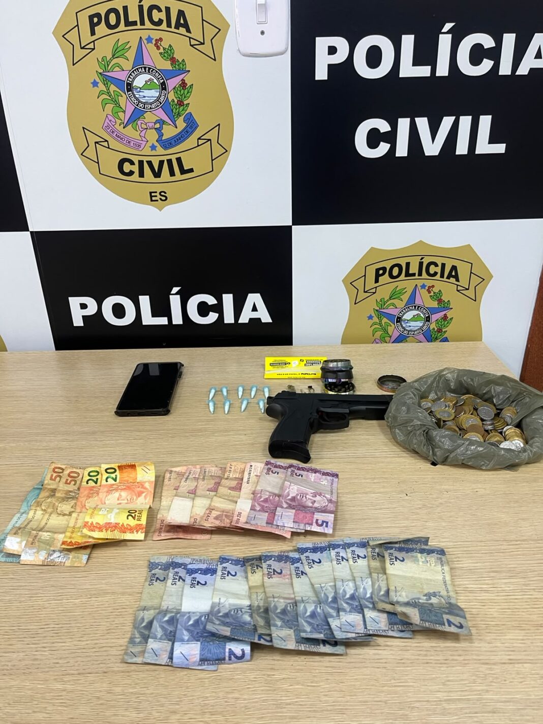 Operação da Polícia Civil em Presidente Kennedy resulta em prisão por tráfico de drogas Operação da Polícia Civil em Presidente Kennedy resulta em prisão por tráfico de drogas
