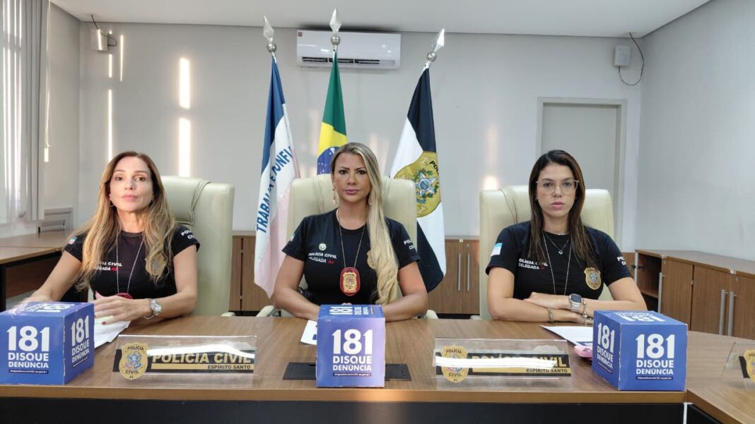 <p><strong>PCES prende jovem por ameaçar vítima de morte após descumprir medida protetiva</strong></p> <p><strong>PCES prende jovem por ameaçar vítima de morte após descumprir medida protetiva</strong></p>