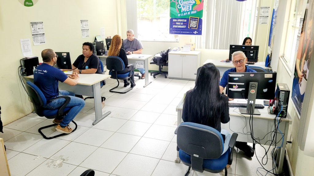 Cachoeiro oferece microcrédito para jovens empreendedores até agosto de 2026 Jovens empreendedores de Cachoeiro podem acessar condições especiais de microcrédito - Prefeitura de Cachoeiro de Itapemirim