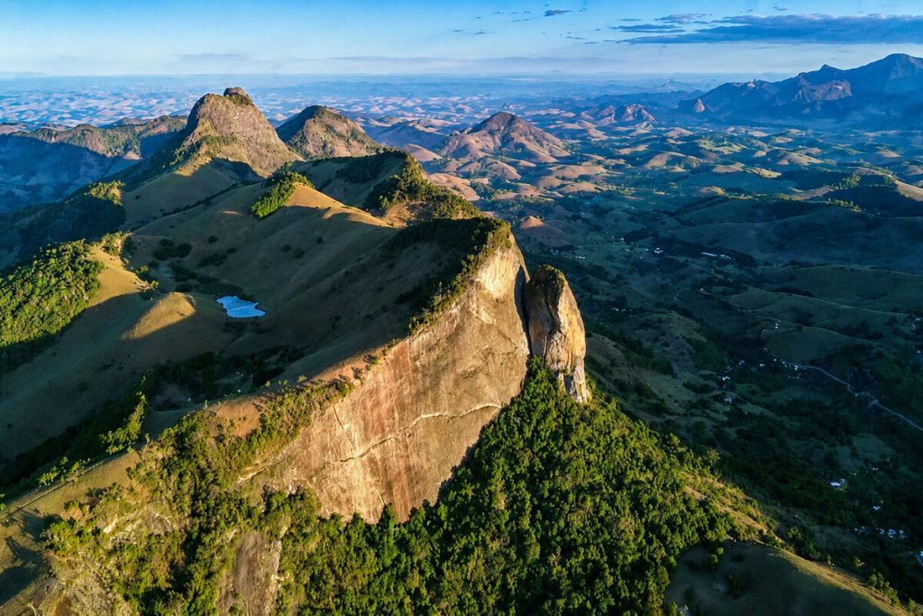 Cachoeiro reabre 200 vagas para a Caminhada da Pedra do Índio neste domingo Cachoeiro reabre 200 vagas para a tradicional Caminhada da Pedra do Índio - Prefeitura de Cachoeiro de Itapemirim