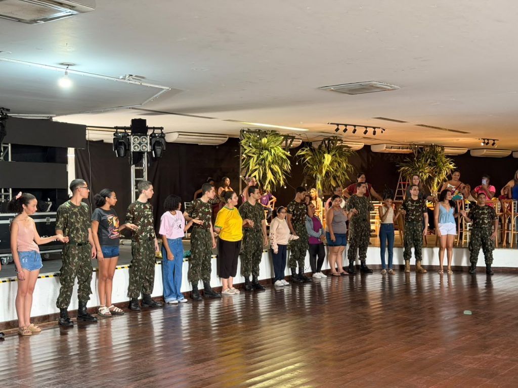 Ensaio Geral prepara debutantes para Baile em Cachoeiro de Itapemirim neste sábado Baile de Debutantes 2026 entra na reta final com ensaio geral das participantes - Prefeitura de Cachoeiro de Itapemirim