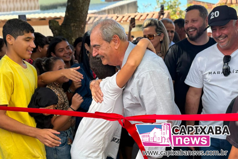 Após uma década de espera, Marataízes inaugura nova Escola Nagib Meleipe Após uma década de espera, Marataízes inaugura nova Escola Nagib Meleipe