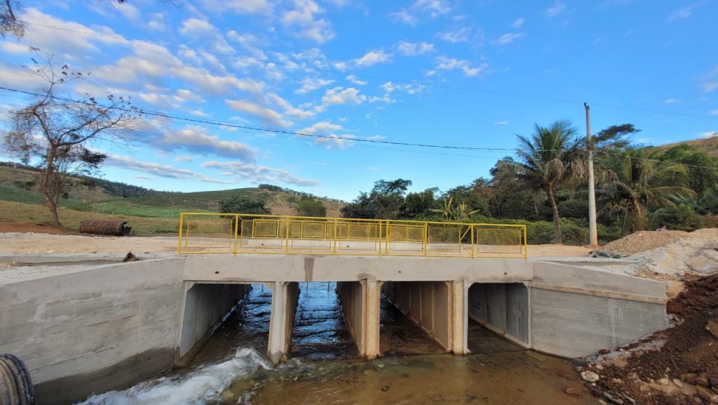 Ponte de Monte Alegre avança para conclusão e melhora mobilidade em Cachoeiro Obra da Ponte de Monte Alegre entra em fase de conclusão - Prefeitura de Cachoeiro de Itapemirim