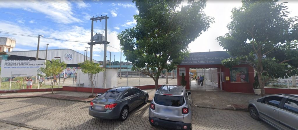 Prefeitura de Cachoeiro orienta alunos sobre empreendedorismo e mercado de Sala do Empreendedor leva orientação sobre empreendedorismo a estudantes do Polivalente Coronel Borges - Prefeitura de Cachoeiro de Itapemirim