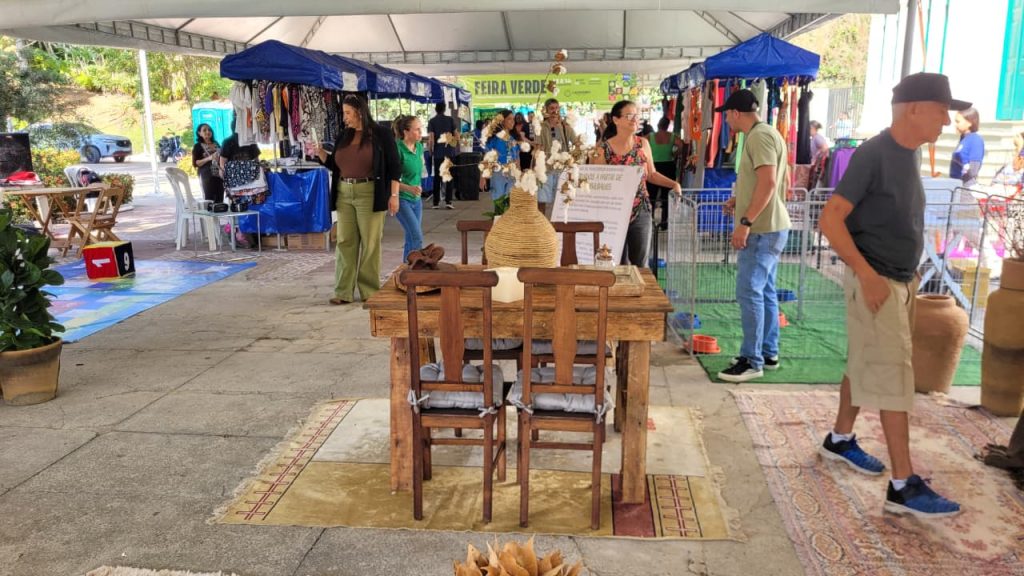 Feira Verde 2026 em Cachoeiro promove educação ambiental e sustentabilidade na comunidade Após mobilizar estudantes e comunidade, Feira Verde já projeta novos avanços para 2027 - Prefeitura de Cachoeiro de Itapemirim