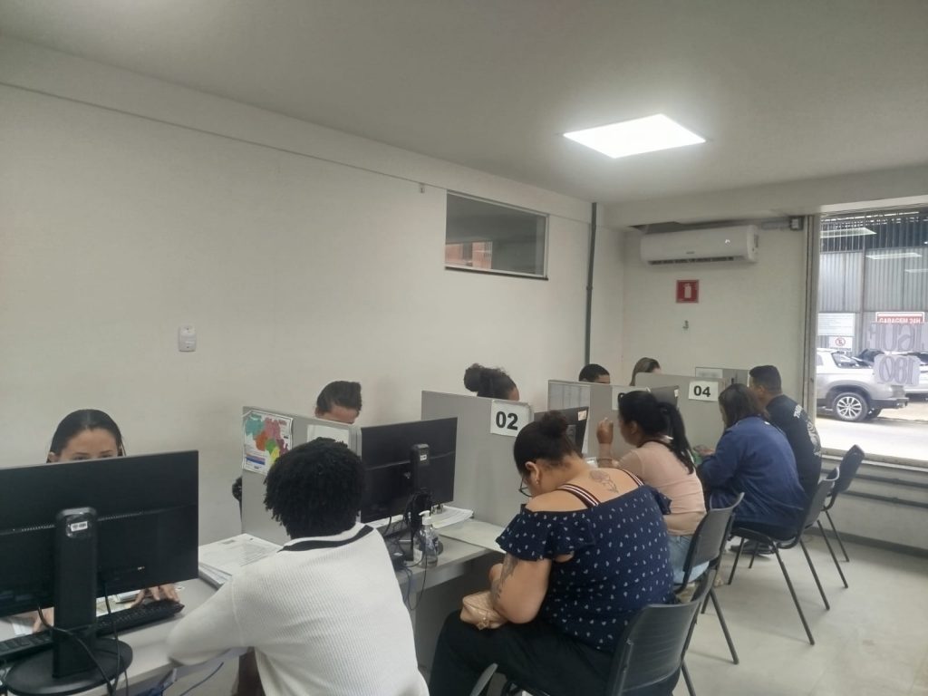 Mutirão em Cachoeiro realiza 246 atendimentos para atualização do Cadastro Único Sábado de mobilização: Mutirão atualiza Cadastro Único de famílias unipessoais - Prefeitura de Cachoeiro de Itapemirim
