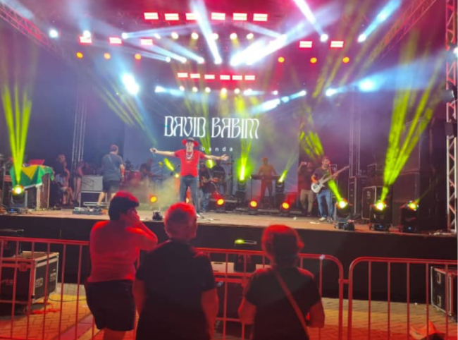 David Babim celebra 20 anos de carreira na música capixaba
